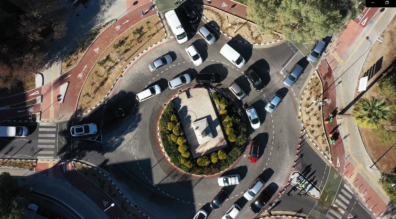 Επίσκεψη… ταλαιπωρίας: Εναέρια πλάνα από τo "χάος" στο κέντρο της Λευκωσίας