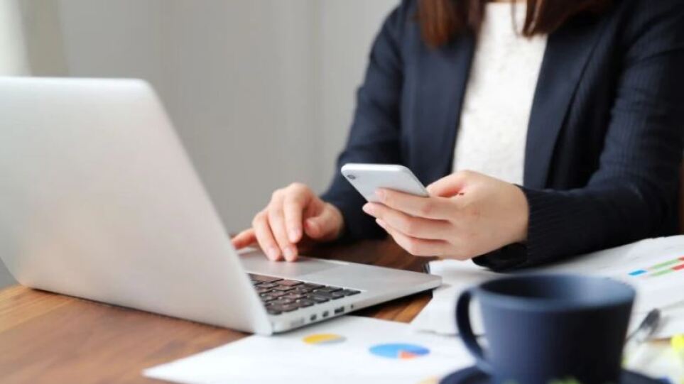 «Πράσινο φως» της Βουλής για τηλεργασία στο δημόσιο