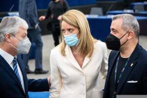 Μετσόλα: "Ποτέ η Ευρώπη δεν θα είναι ολόκληρη όσο η Κύπρος είναι μοιρασμένη"