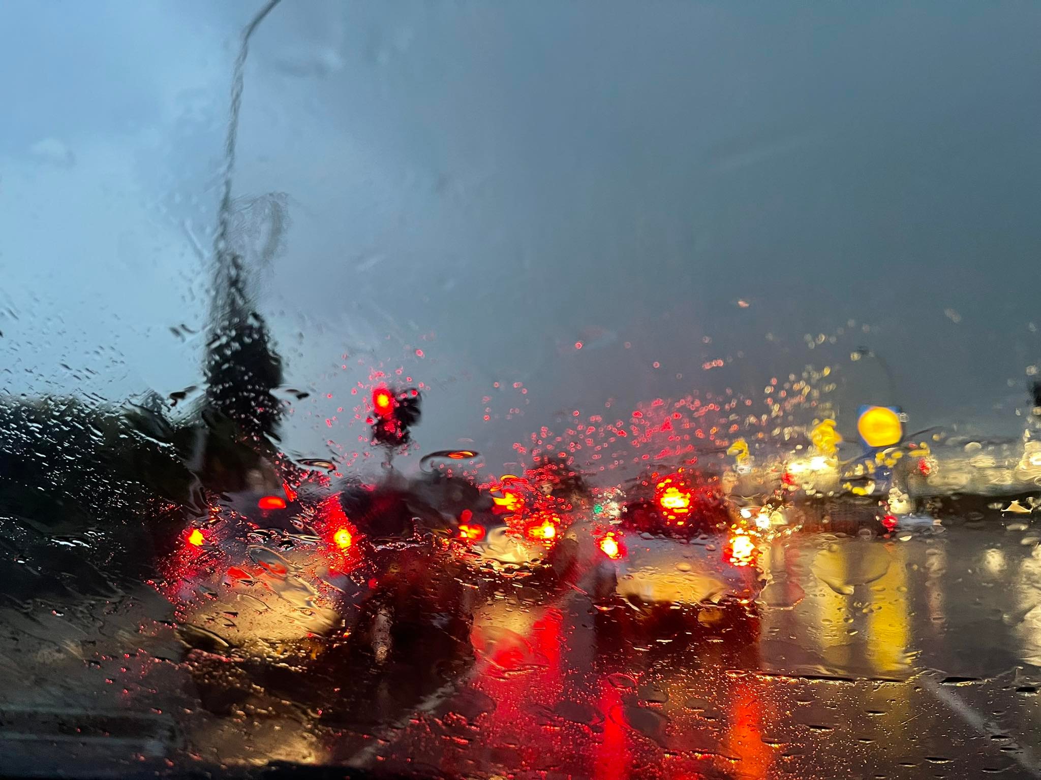 "Alert" από Αστυνομία: Καταρρακτώδεις βροχές στον αυτο/δρομο Κοφίνου-Λευκωσίας