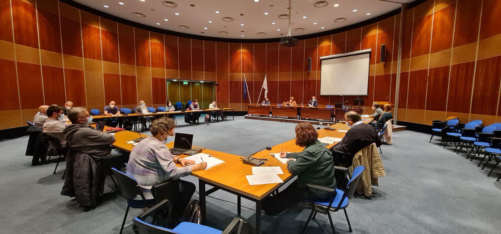 Εφαρμόζεται τη Δευτέρα το Test to Stay: Ποια άλλη εισήγηση πάει αύριο Υπουργικό