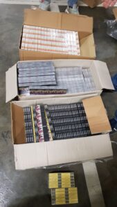 Κατάσχεση χιλιάδων κούτων αδασμοαφορολόγητων καπνικών μετά από άγρια καταδίωξη