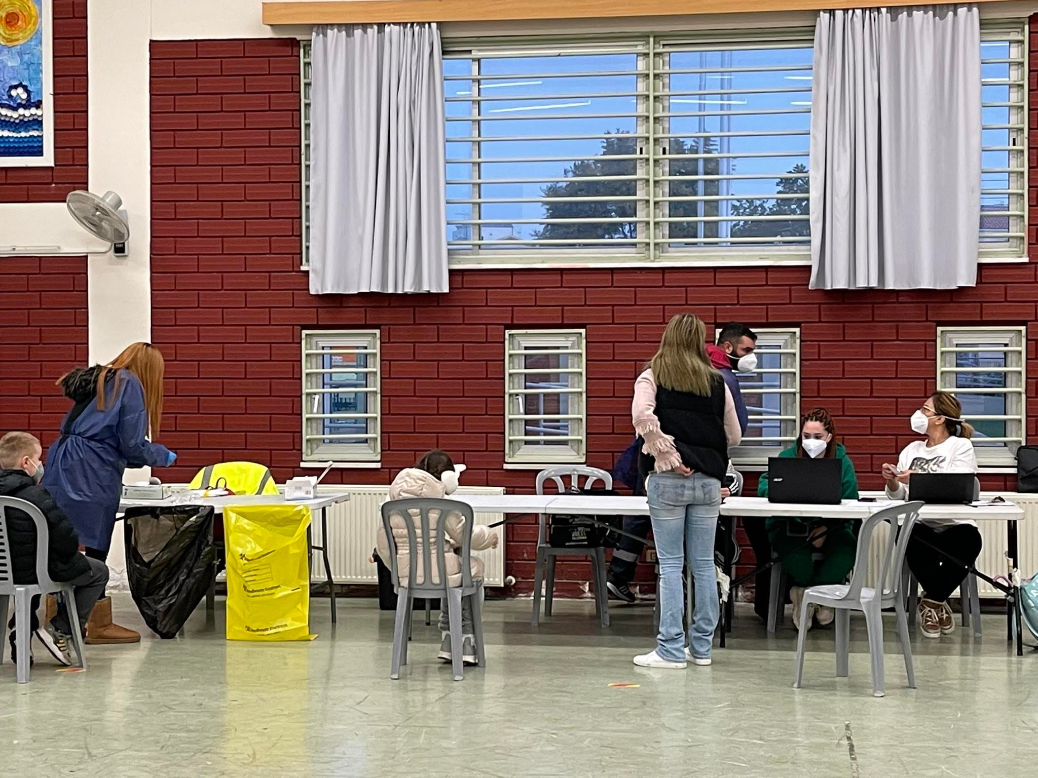 Σκέψεις για επέκταση του Test to Stay σε νοσοκομεία, Αστυνομία και Πυροσβεστική