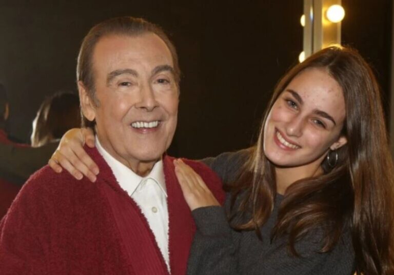 Βοσκόπουλος: Συγκινεί το μήνυμα της κόρης του, έξι μήνες μετά τον θάνατό του