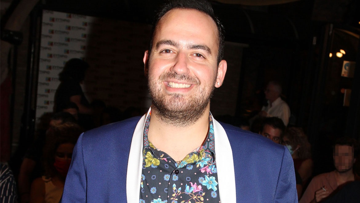 M. Μαυρικίου: Έκανε πρόταση γάμου στην αγαπημένη του και ιδού το μονόπετρο(ΦΩΤΟ)