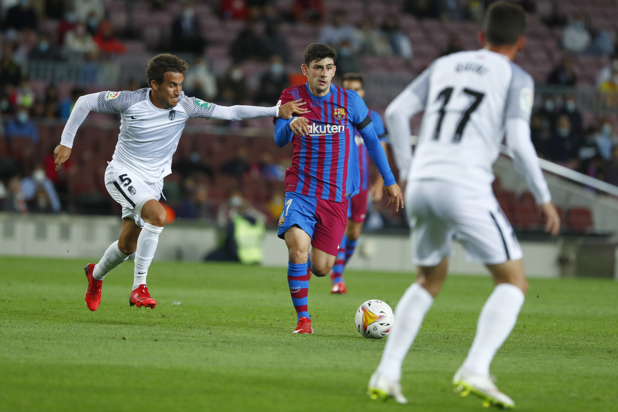 Διέκοψε τον δανεισμό του Ντεμίρ η Μπαρσελόνα