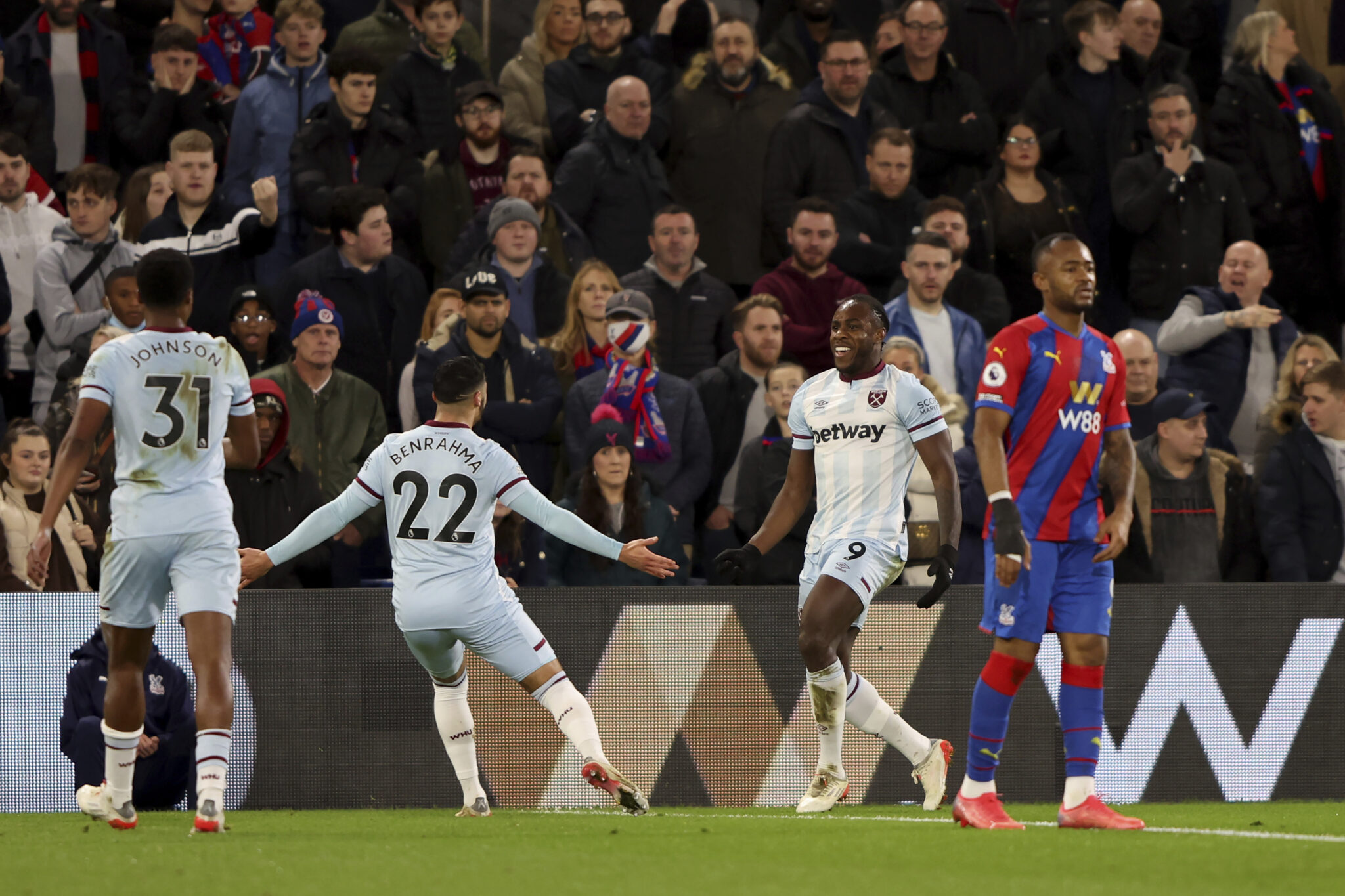 «Διπλό» πεντάδας για Γουέστ Χαμ με… καρδιοχτύπια κόντρα στην Κρίσταλ Πάλας