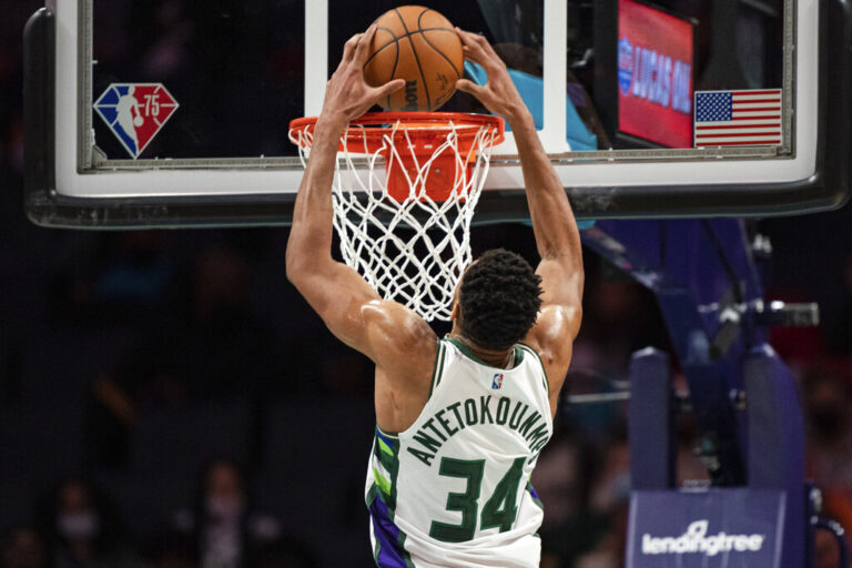 Έσπασε ακόμα ένα ρεκόρ μετά το χθεσινό triple-double κόντρα στους Γουόριορς