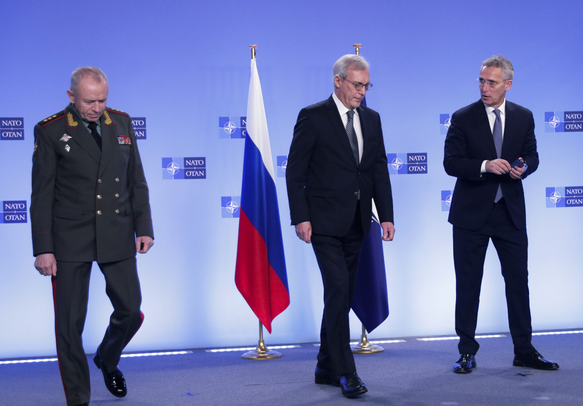 Ουκρανία: Βήμα σημειωτόν στις συζητήσεις ΝΑΤΟ-Ρωσίας, προειδοποιεί η Δύση