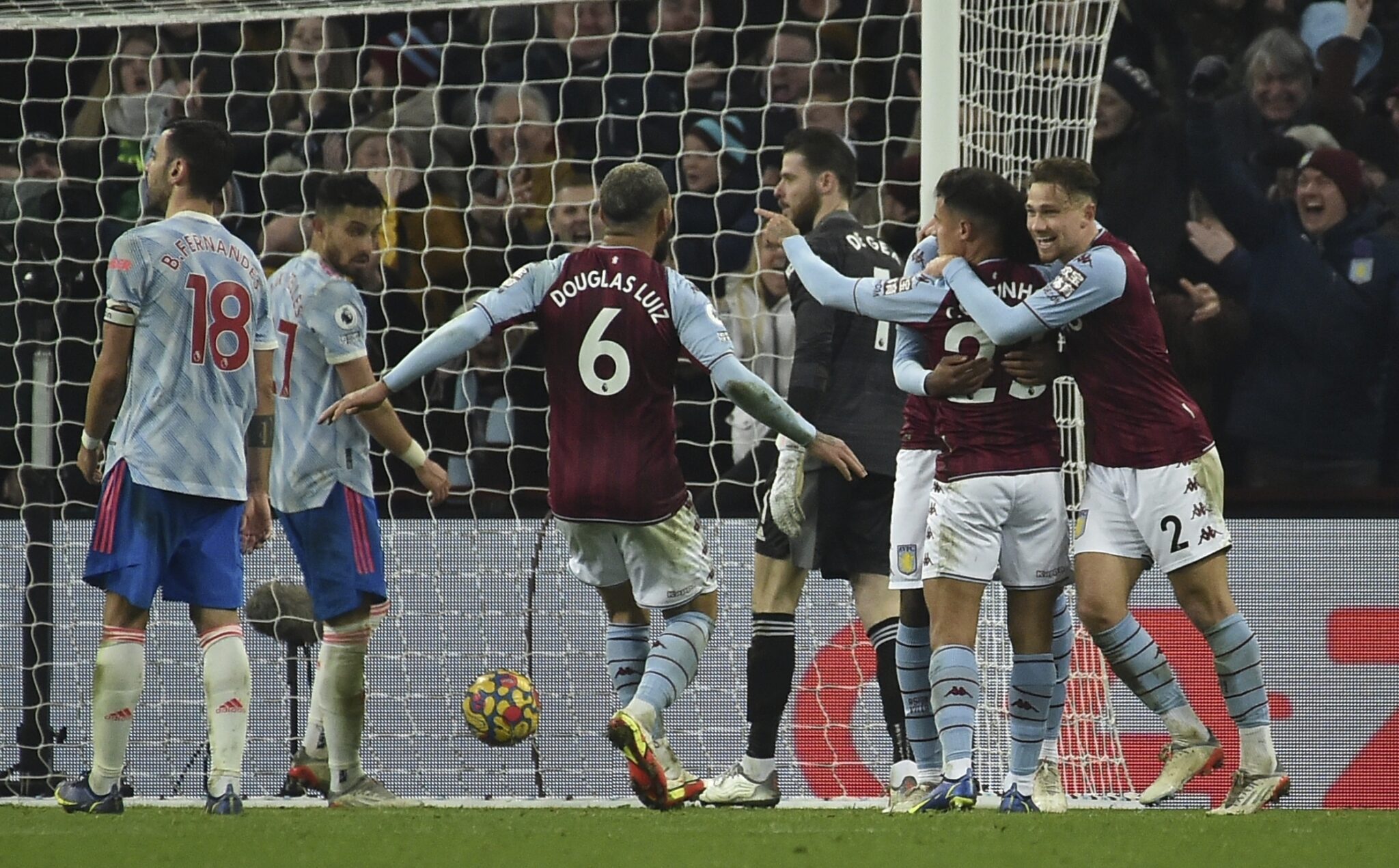 «Ξέρανε» τη Γιουνάιτεντ η Άστον Βίλα του… μέλλοντος