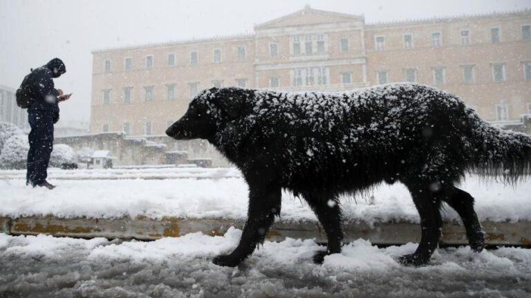 Στην «κατάψυξη» για δέκα ημέρες η Ελλάδα και χιόνια στην Αττική