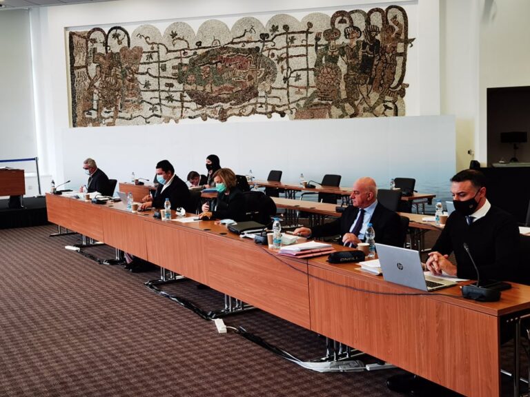 "Μεγάλη Δευτέρα" για Δήμους και Κοινότητες, με φινάλε συζητήσεων επί τροπολογιών