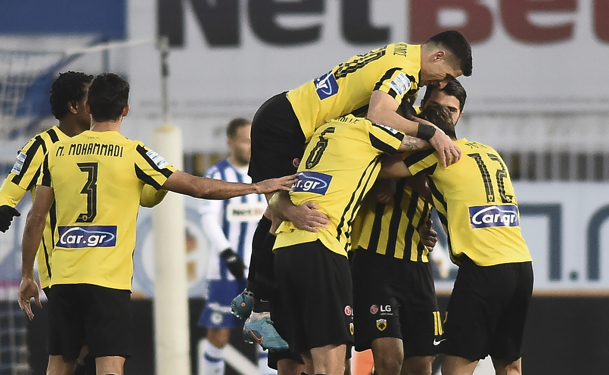 ΑΕΚ… σβηστά στο Περιστέρι