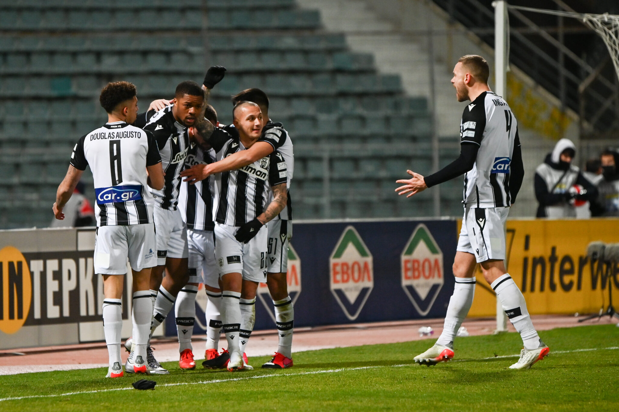 Έστησε τον Βόλο στον… τοίχο και συνεχίζει δεύτερος ο ΠΑΟΚ