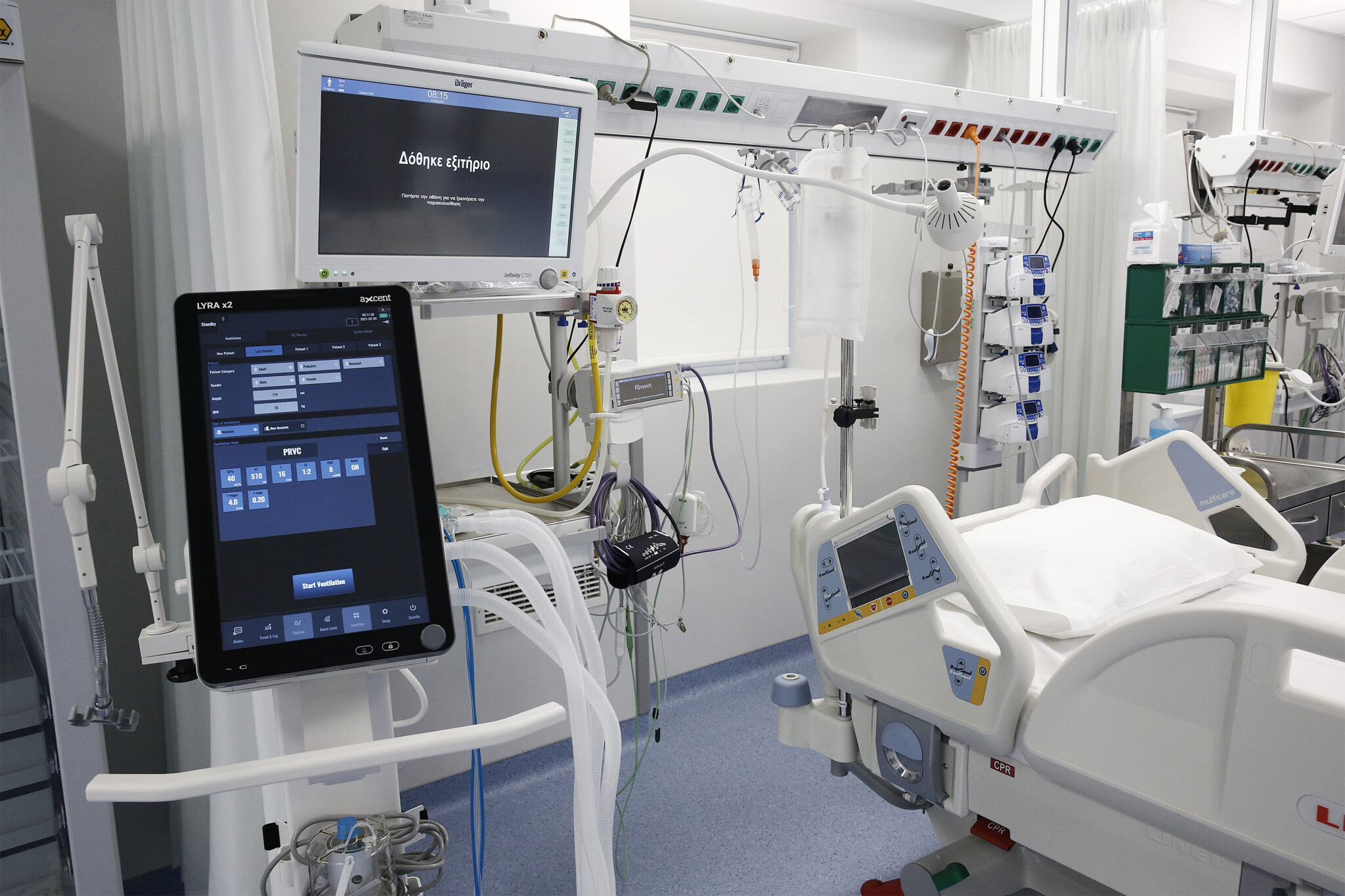 Ακόμα 107 θάνατοι λόγω covid στην Ελλάδα: Πάνω από 22.300 νέα κρούσματα