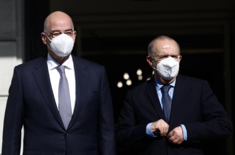 Στην ενίσχυση των συνεργασιών στην Αν. Μεσόγειο συμφώνησαν Κασουλίδης-Δένδιας