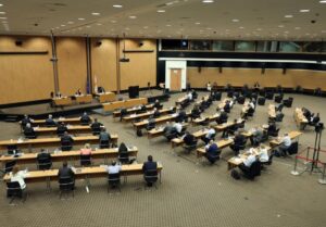 Στις 24 Φεβρουαρίου στην Ολομέλεια η μεταρρύθμιση της Τοπικής Αυτοδιοίκησης