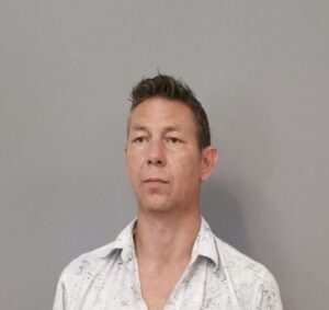 ΦΩΤΟ: 40χρονος από τη Ρωσία καταζητείται για διάρρηξη κτιρίου και κλοπή