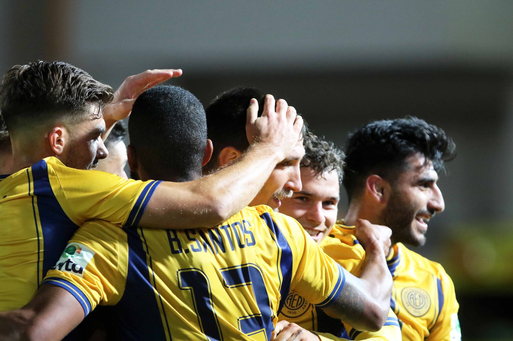 Ολοκληρώνει για τη νίκη… ελπίδας η ΑΕΛ