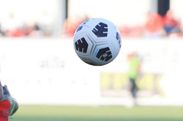 «Χαμός» για την άνοδο στην πρώτη κατηγορία, τέσσερα εισιτήρια, έξι ομάδες