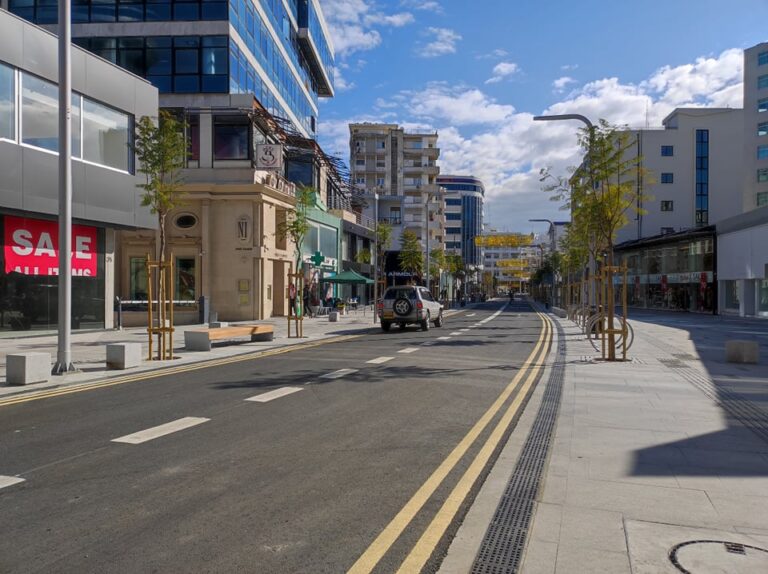 Θέλουν να μετατρέψουν την Μακαρίου…σε Oxford Street Λονδίνου