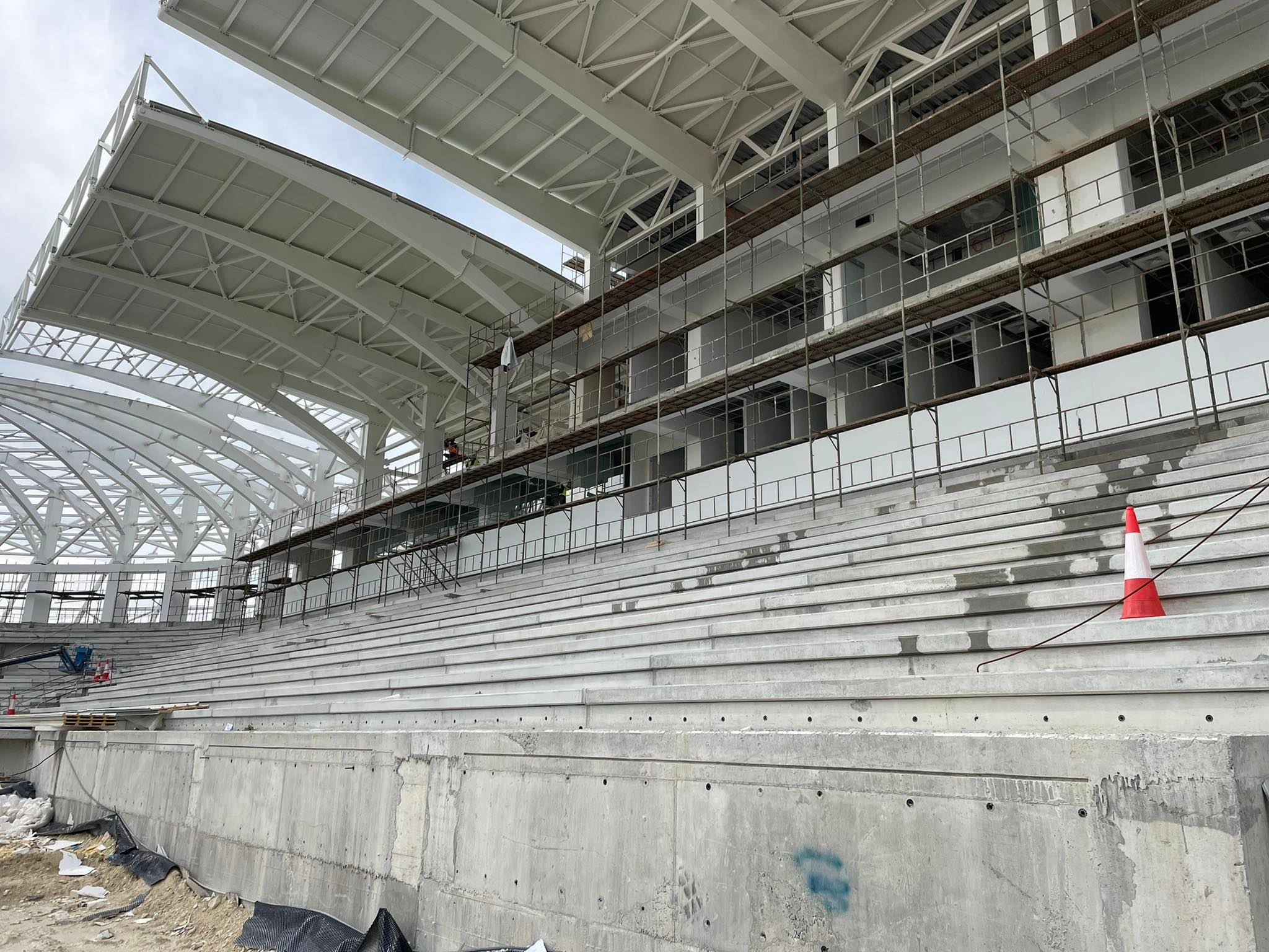 «Η χωρητικότητα του γηπέδου θα ανέλθει στις 10.300 θέσεις»