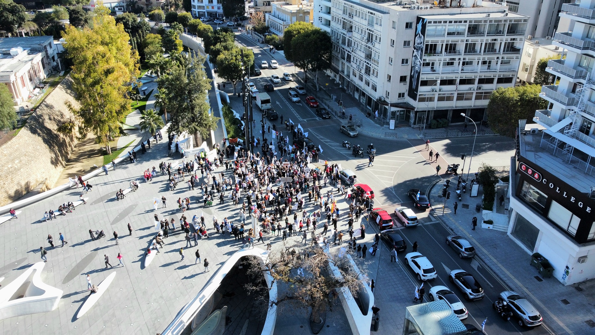Ταλαιπωρία για εκατοντάδες οδηγούς στο κέντρο της Λευκωσίας (ΒΙΝΤΕΟ&ΦΩΤΟ)