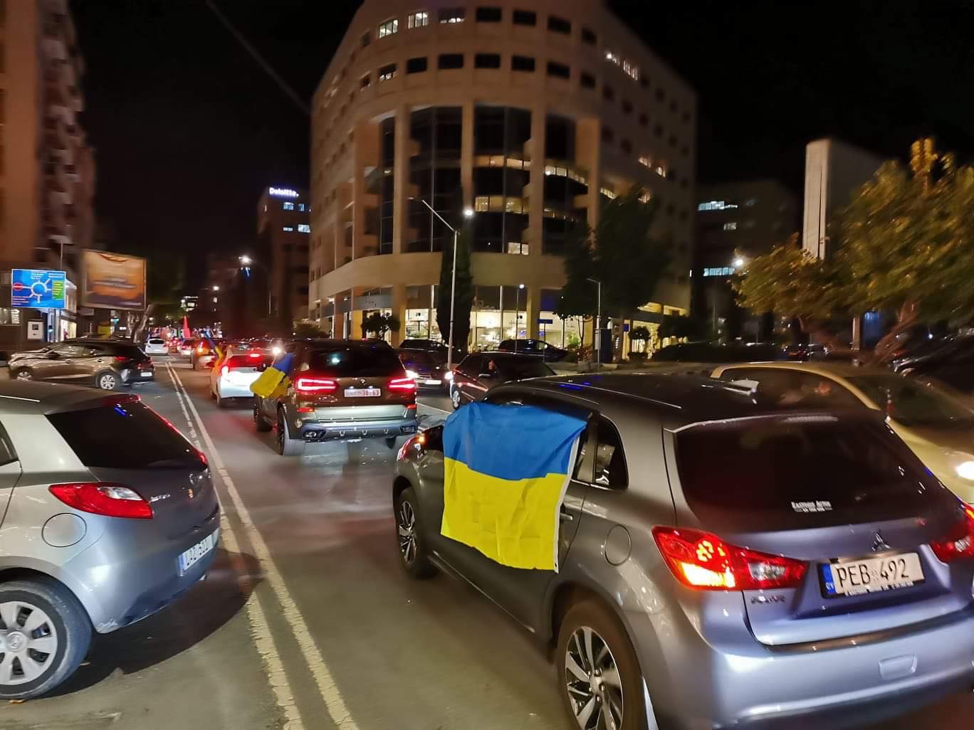 Με κορναρίσματα σε δρόμους της Λεμεσού, Ουκρανοί ζήτησαν τερματισμό του πολέμου