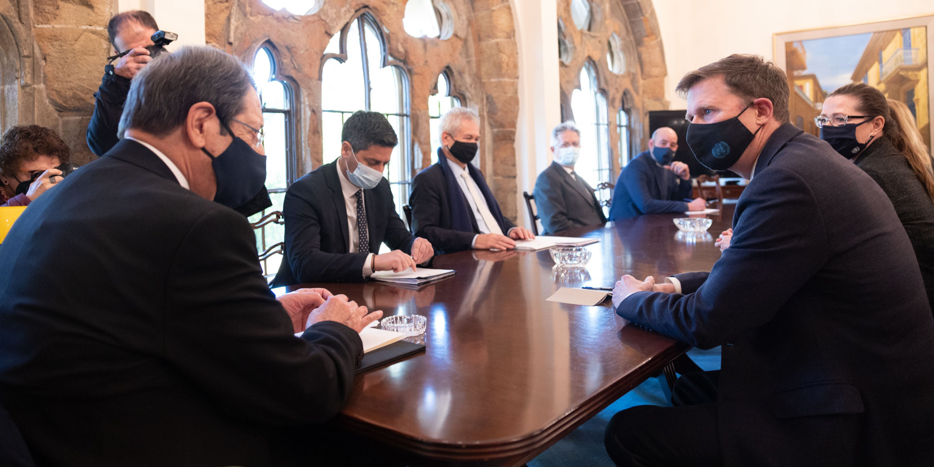 Συναντήσεις Στιούαρτ με ηγέτες: Μηδέν στο πηλίκο για διορισμό απεσταλμένου (VID)