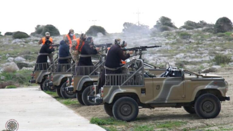 «Δεν είμαστε Ταλιμπάν, ούτε θέλουμε πόλεμο», απαντούν οι ιερείς (ΒΙΝΤΕΟ)