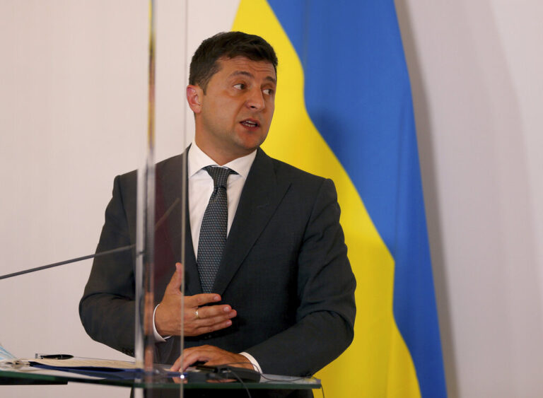 Διάγγελμα Ζελένσκι: Η Ρωσία βομβαρδίζει κατοικημένες περιοχές