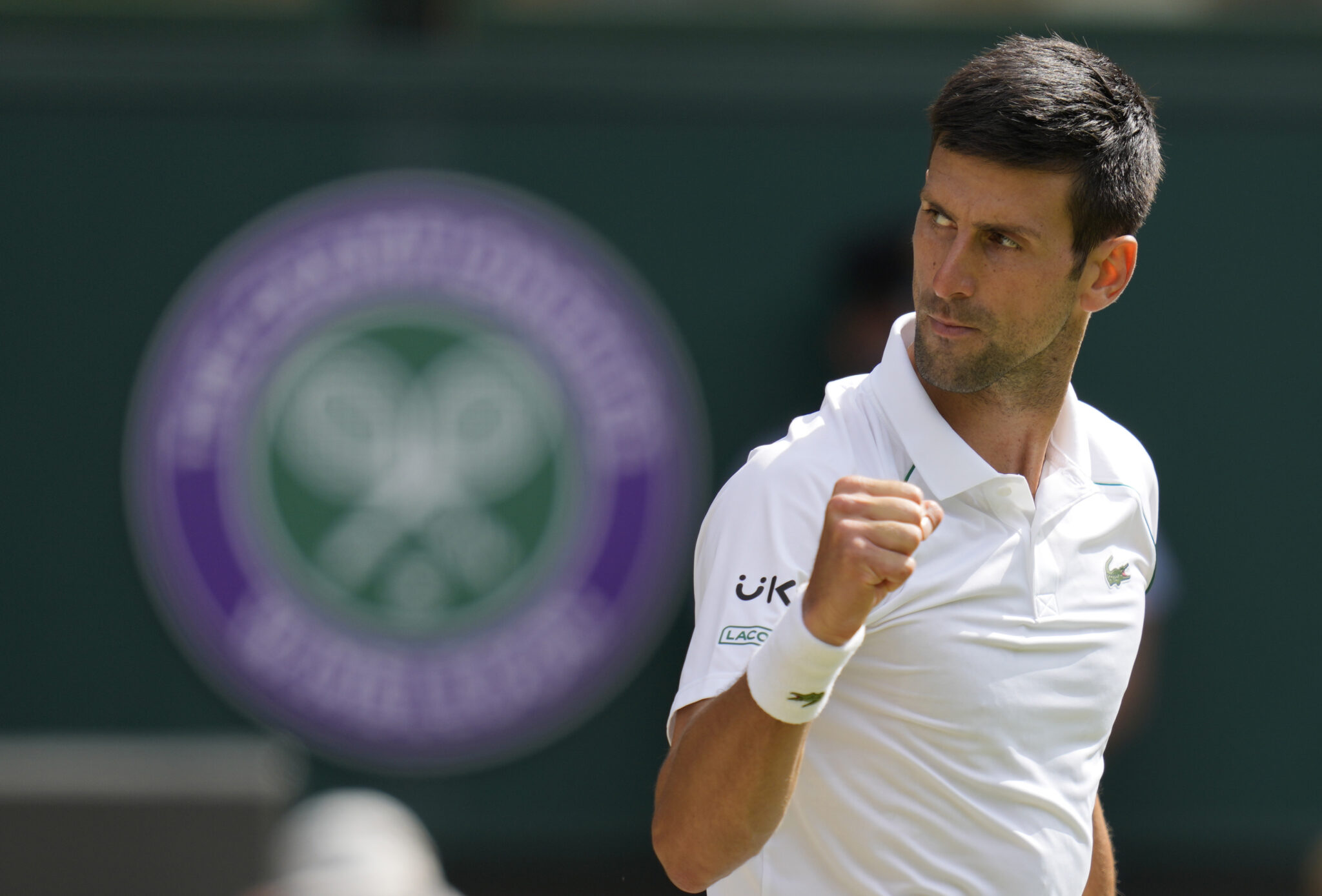 Επιμένει ο Τζόκοβιτς: Προτιμώ να μην παίξω ξανά σε Grand Slam παρά να εμβολιαστώ