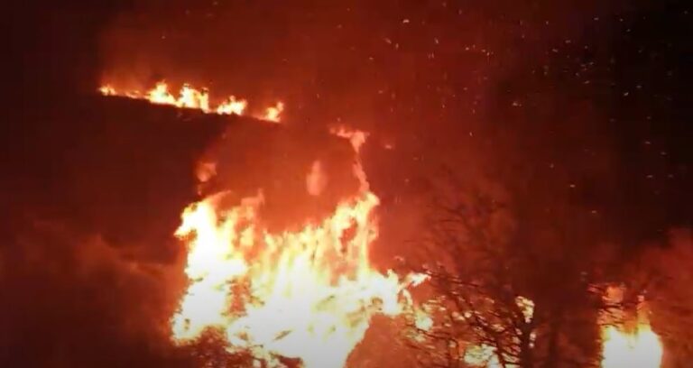 Σε κινητοποίηση οι ομάδες πυρόσβεσης λόγω φωτιάς στην επαρχία Πάφου (ΒΙΝΤΕΟ)