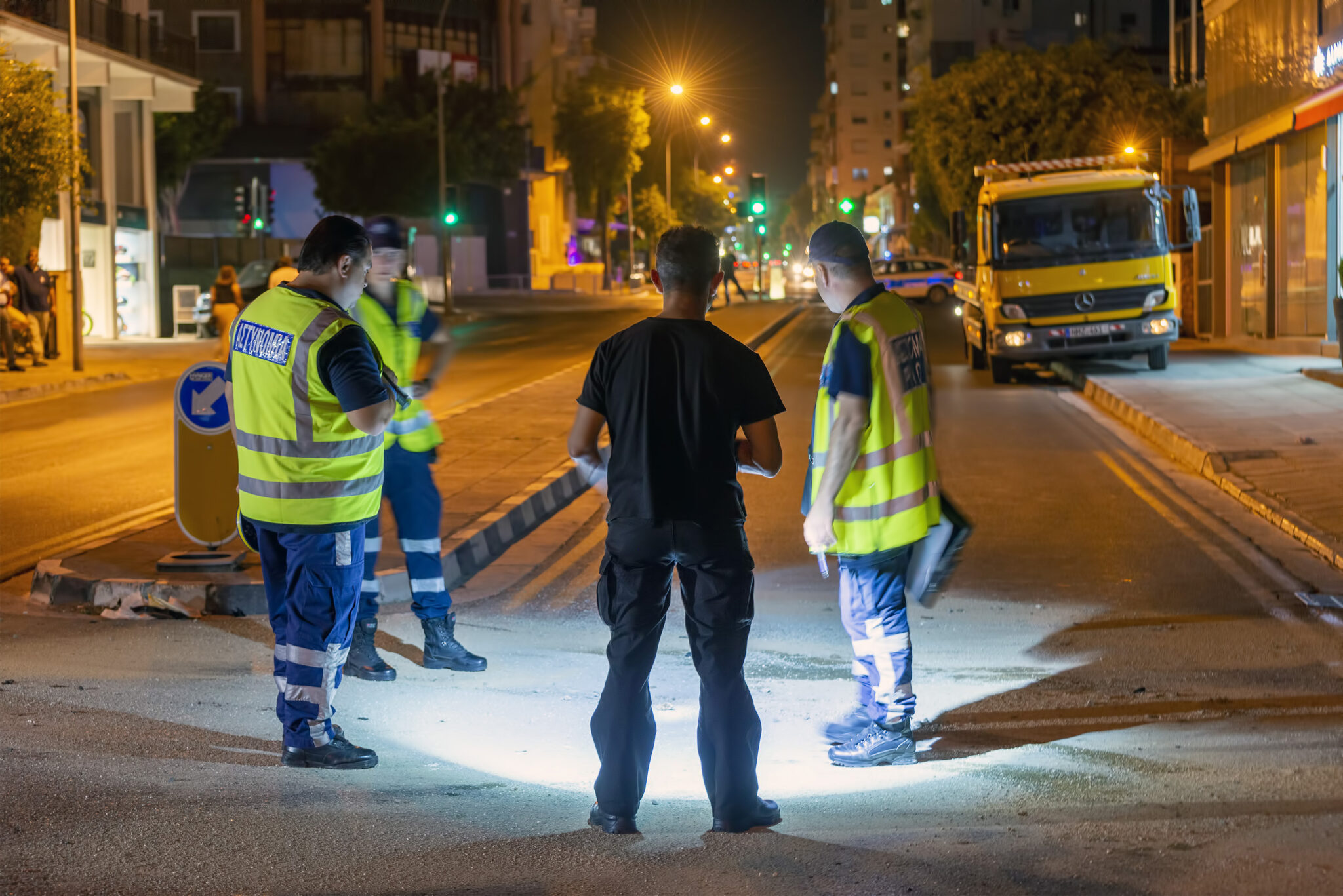 "Σκνίπα" στο ποτό πήγε να ζητήσει τον λόγο για καβγά και φώναζε σε αστυνομικούς