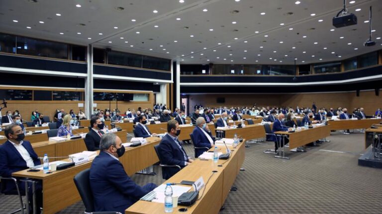 Σε ολοήμερη συνεδρία της Ολομέλειας στις 3 Μαρτίου η μεταρρύθμιση της ΤΑ