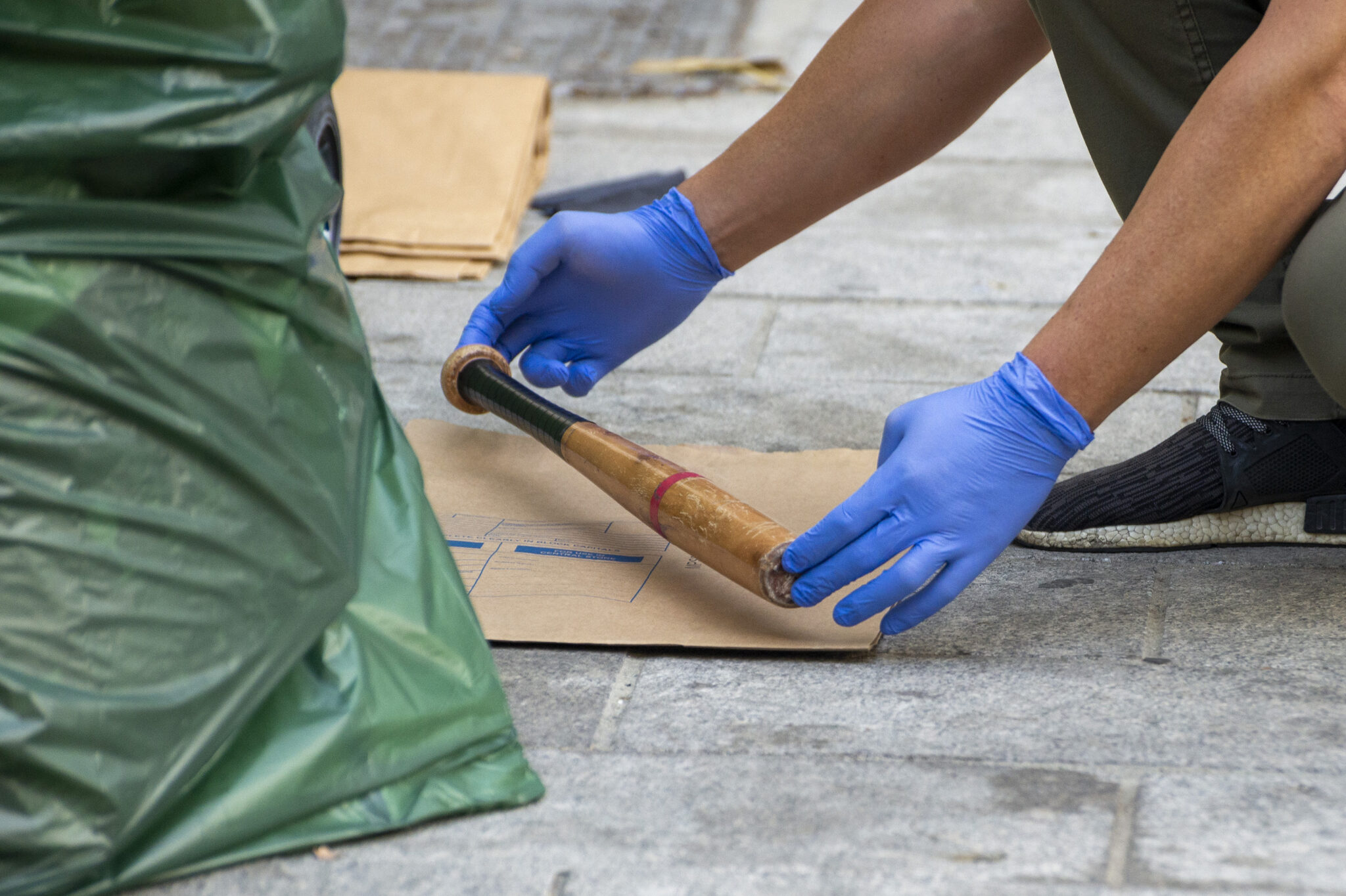 Τέσσερις ανήλικοι τραυματίες και μια σύλληψη, ο απολογισμός της άγριας συμπλοκής