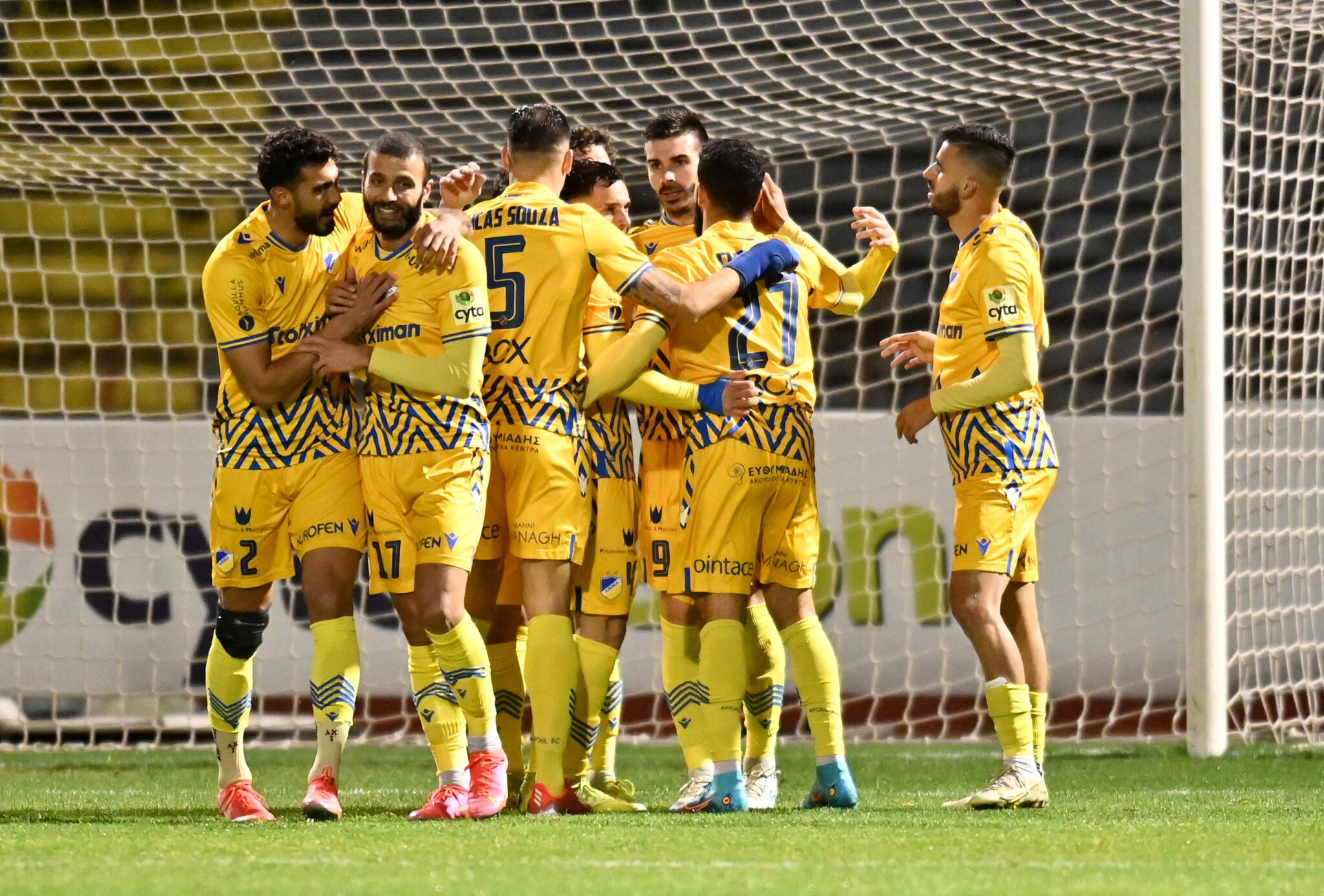 Νικηφόρα στα… play-off