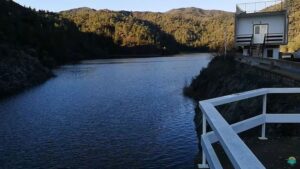 BINTEO: Υπερχείλισε και φέτος το φράγμα Λευκάρων, εντυπωσιακές εικόνες