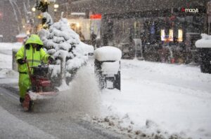 ΗΠΑ: "Παραλύουν" ανατολικές και κεντρικές πολιτείες λόγω κακοκαιρίας