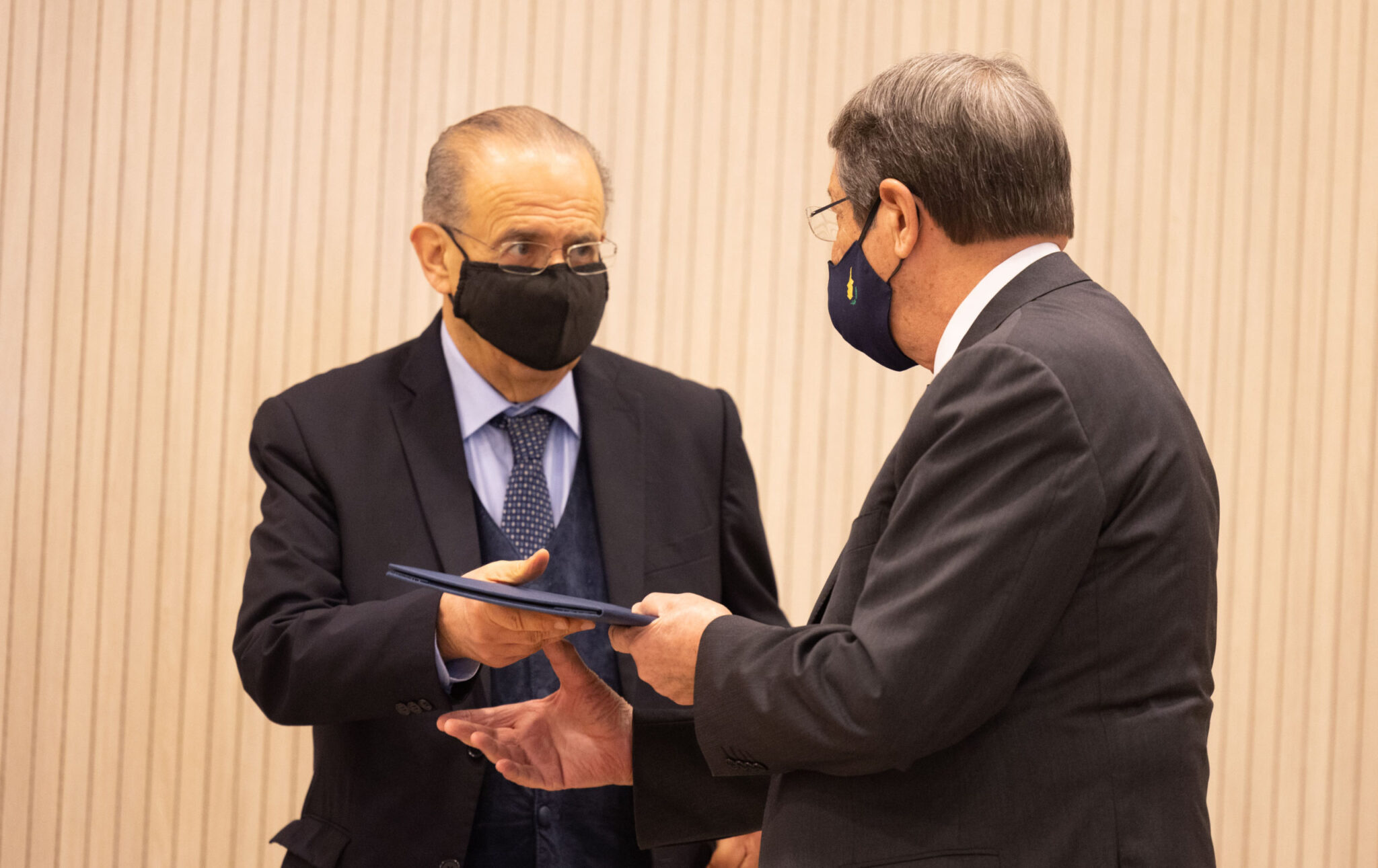 Τι περιέχουν τα ΜΟΕ που προωθούνται με τόση ένταση;