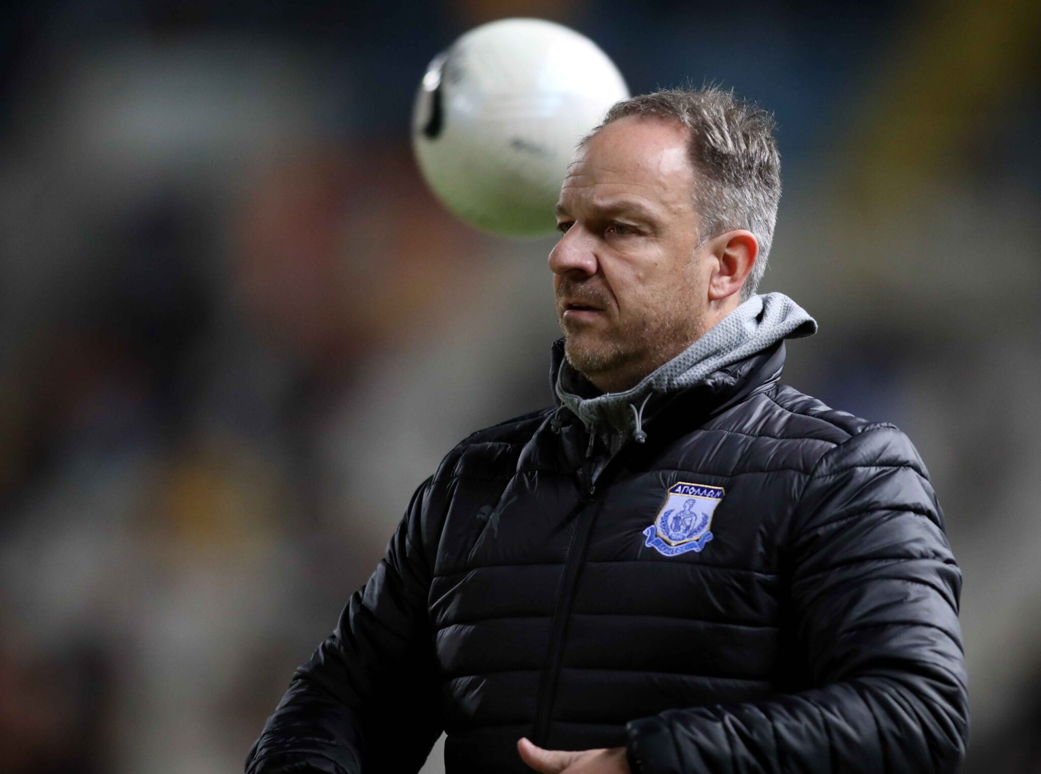 Τρία ερωτηματικά για τον Τσόρνιγκερ στον Απόλλωνα