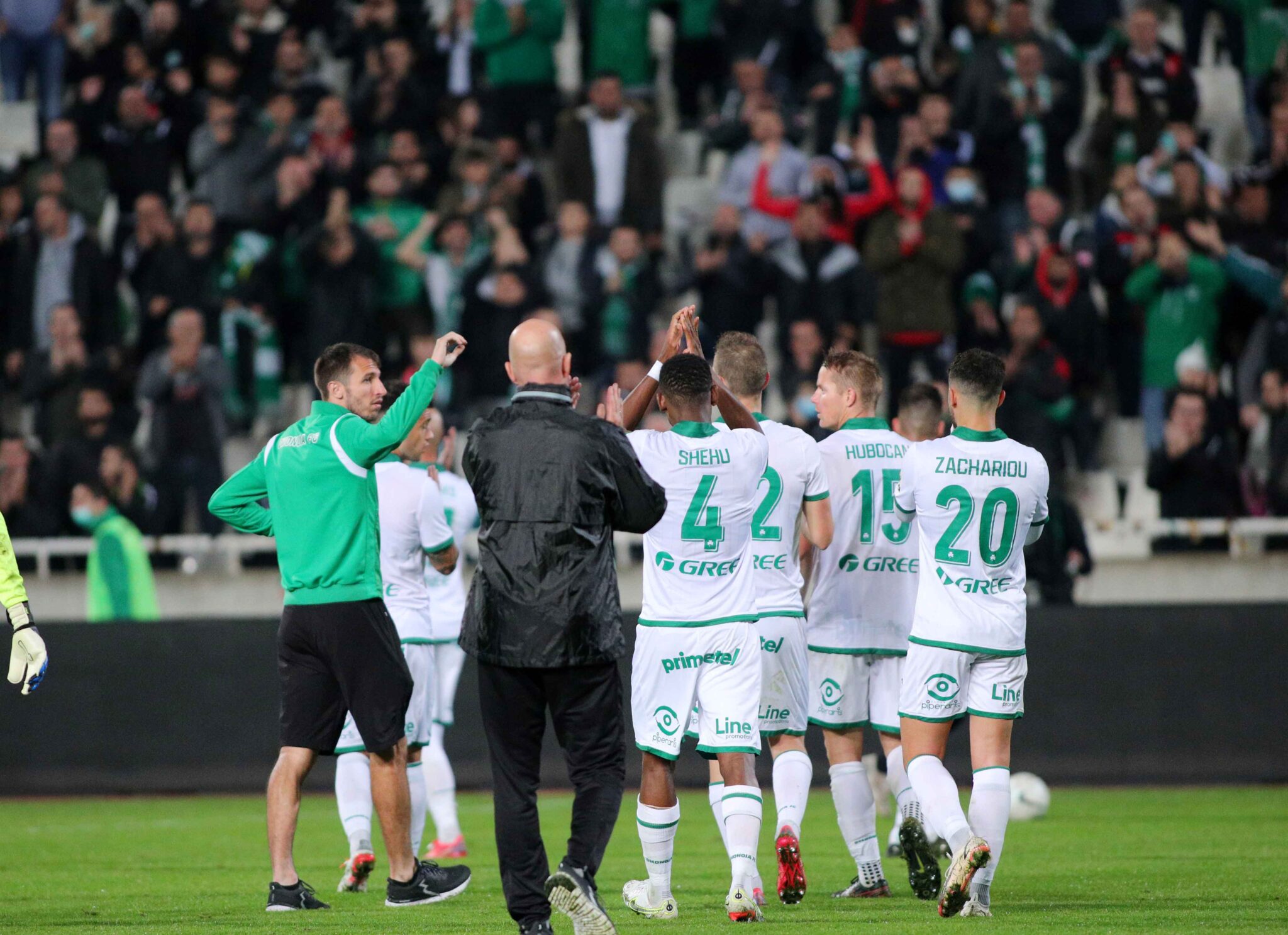 Πρόλαβε την… υστάτη η Ομόνοια, «σφραγίζει» την πρόκριση