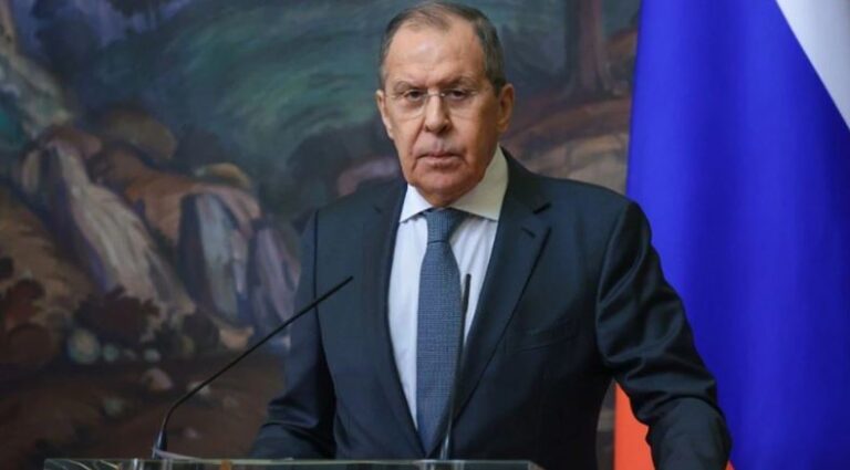 Λαβρόφ: Ο Τρίτος Παγκόσμιος Πόλεμος μπορεί να είναι μόνο «πυρηνικός πόλεμος»