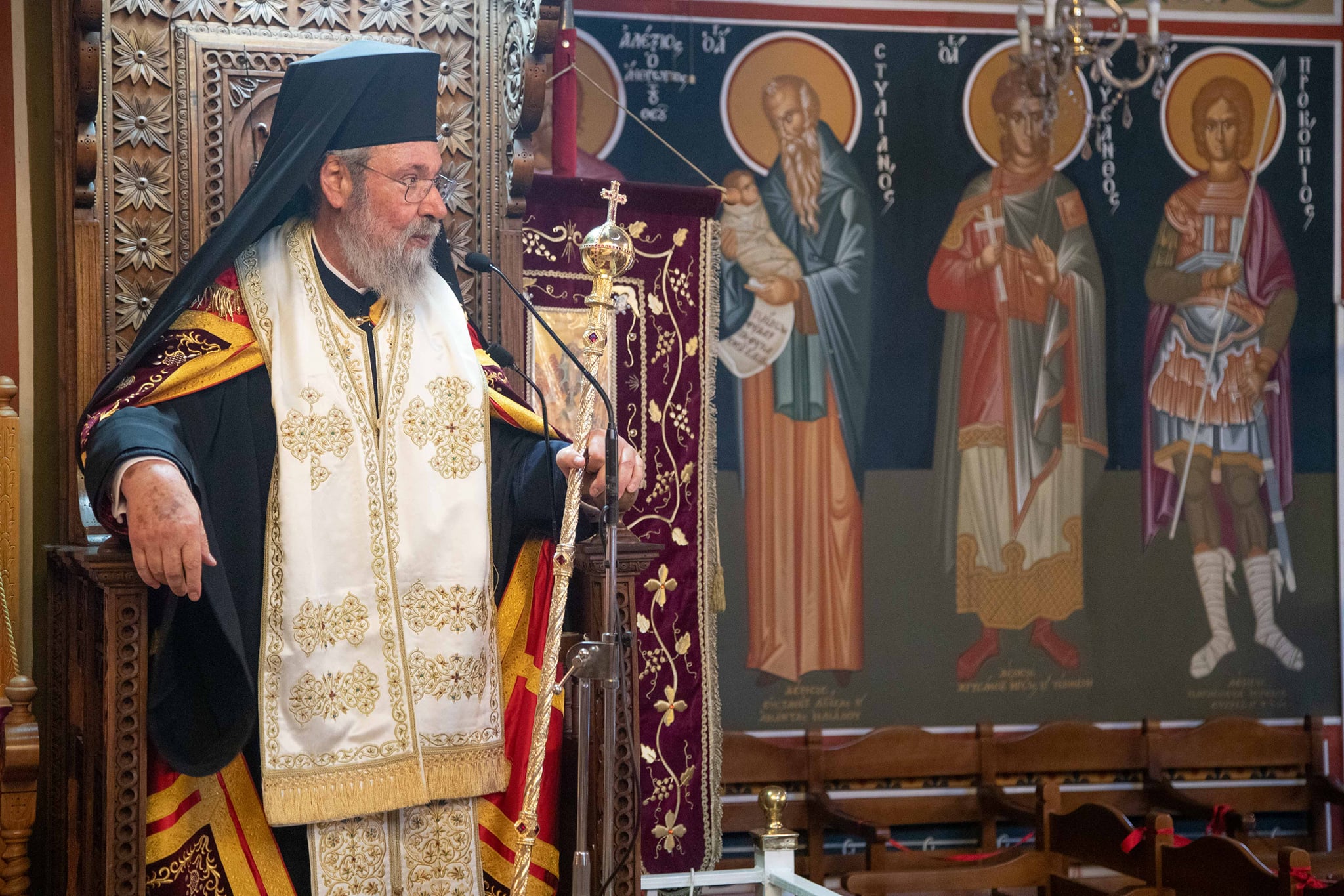 Το ευχαριστώ Αρχιεπισκόπου σε θεράποντες ιατρούς και νοσηλευτές για την επέμβαση