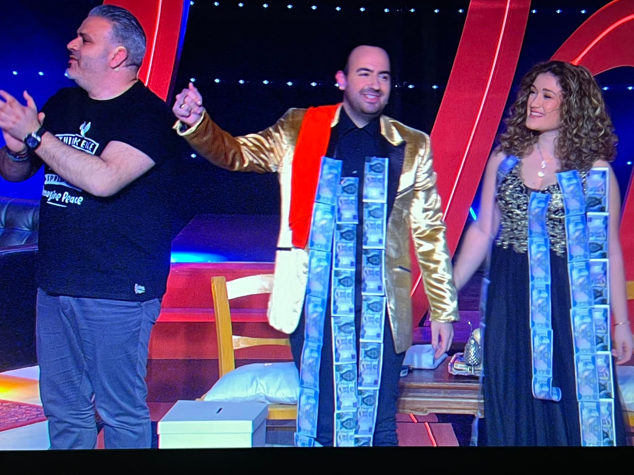 Είναι γεγονός! Ο Λούης έκανε τα… αλλάματα του Μαυρίκιου και της Ιλάειρας(ΒΙΝΤΕΟ)