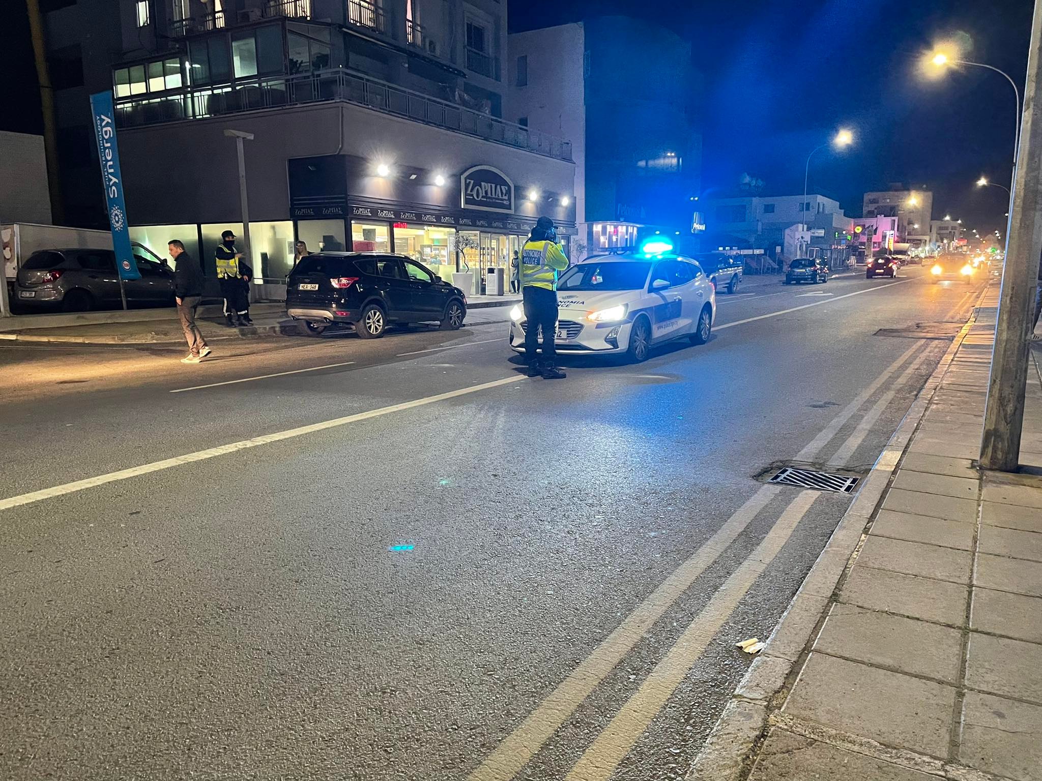 Δεύτερο σοβαρό τροχαίο στη Λεμεσό: Όχημα παρέσυρε πεζό σε κεντρική οδό (ΦΩΤΟ)