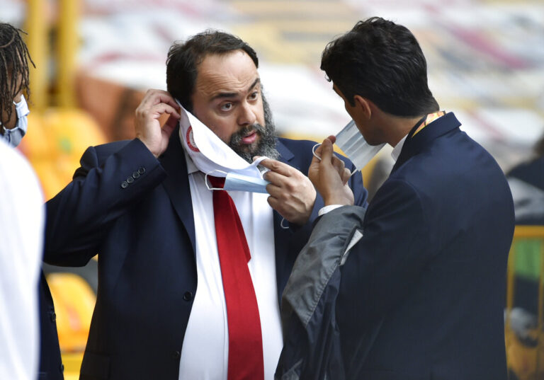 Τα είπε και με τους αρχηγούς ο Μαρινάκης