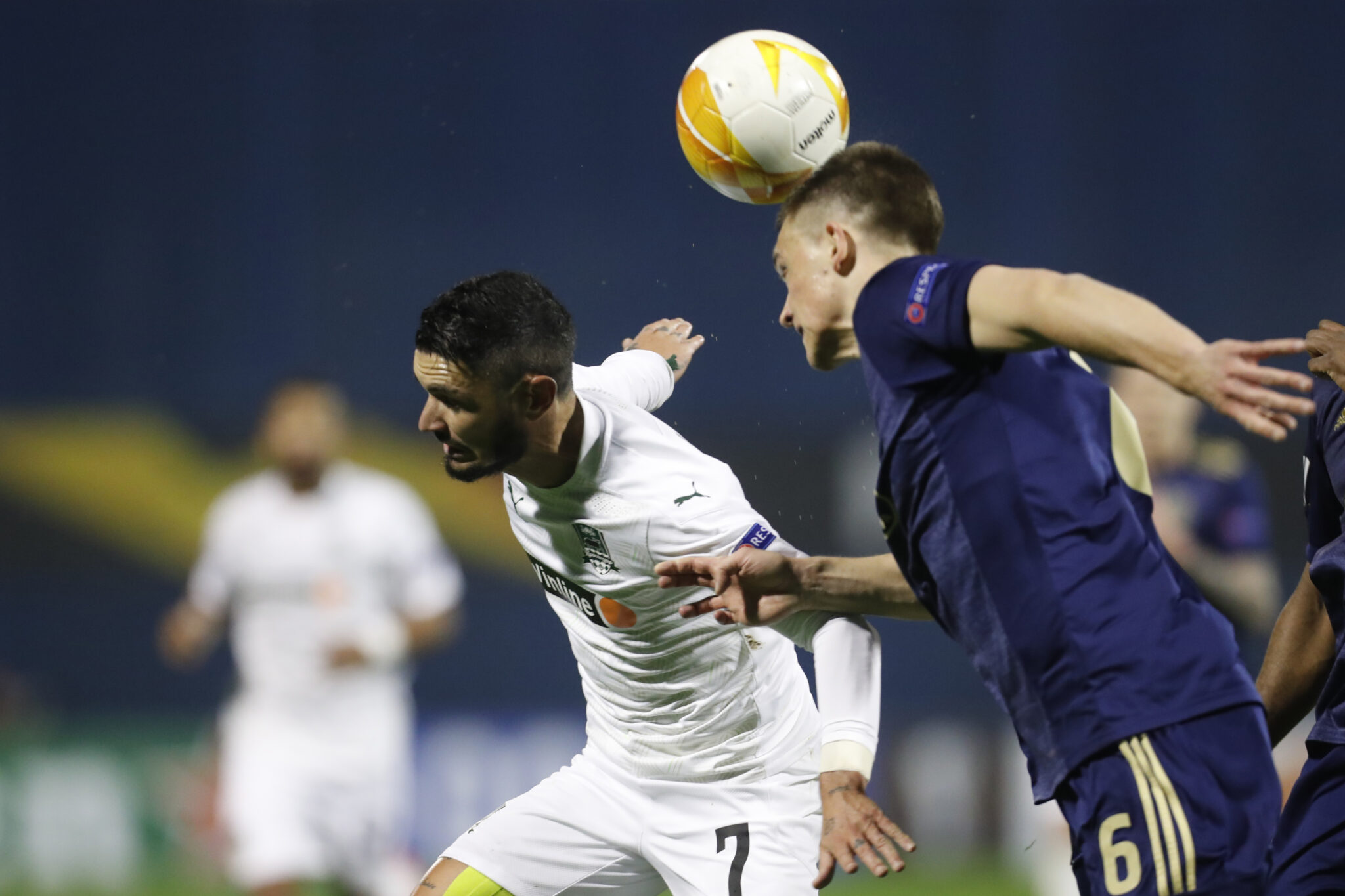 Καμπελά: «Μιλάω με Ολυμπιακό»