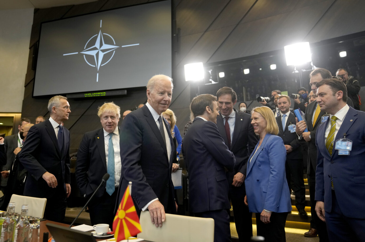 NATO: Ανησυχία για χρήση χημικών όπλων στην Ουκρανία από τους Ρώσους