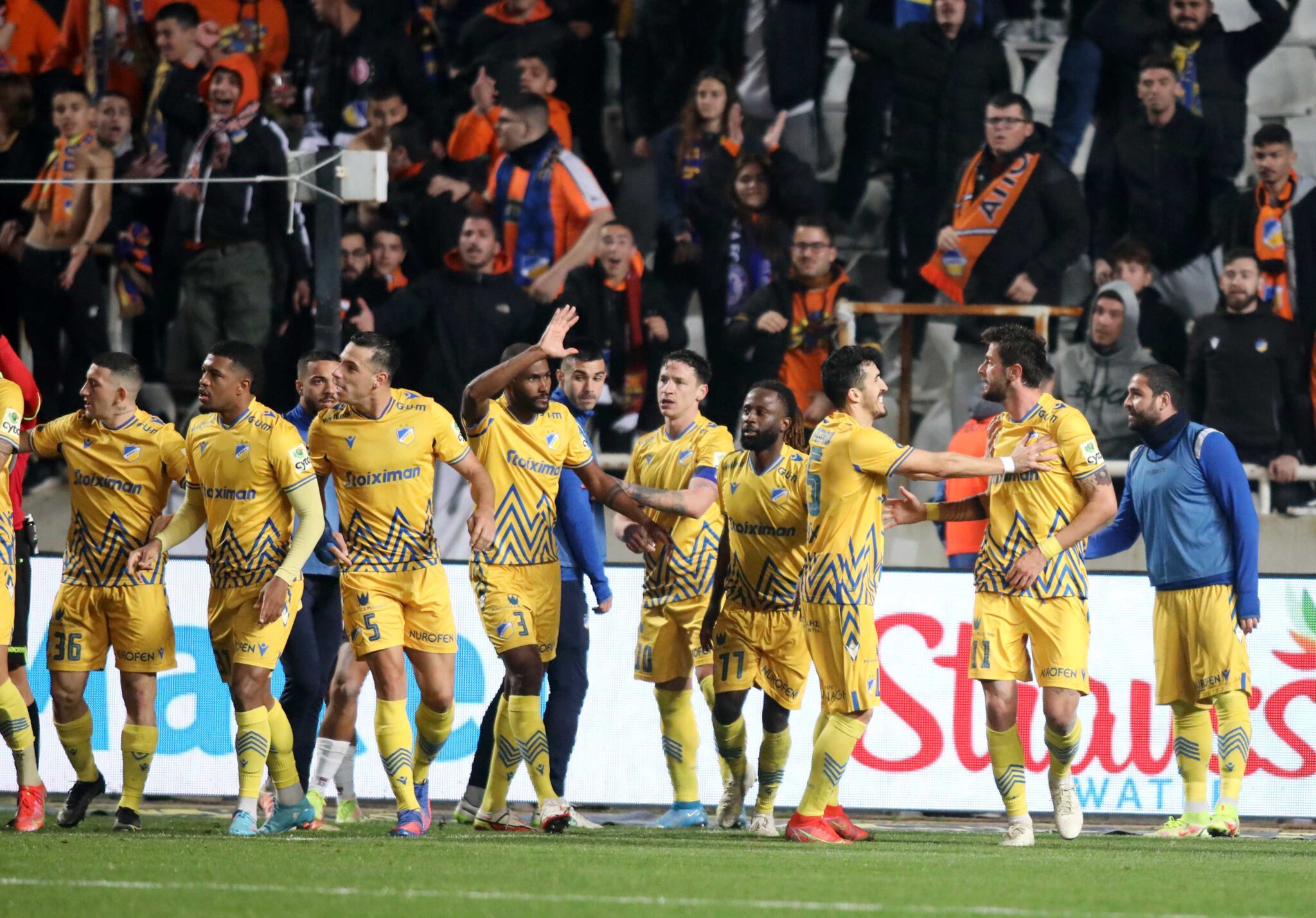 Με φόρα και κόσμο για το -2 ο ΑΠΟΕΛ